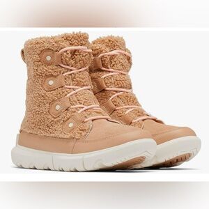 NEW Sorel Joan Explorer II Cozy Waterproof Boots Size 8. Color is Canoe/Chalk